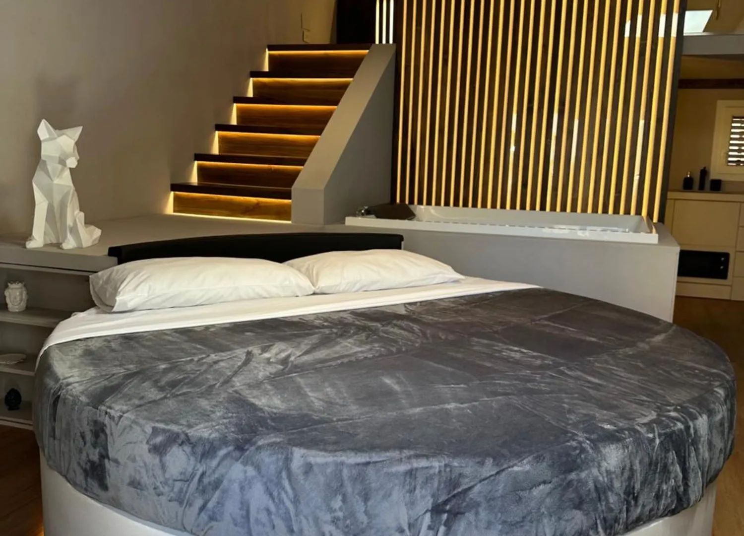 Renard Suite Cefalu 0*,